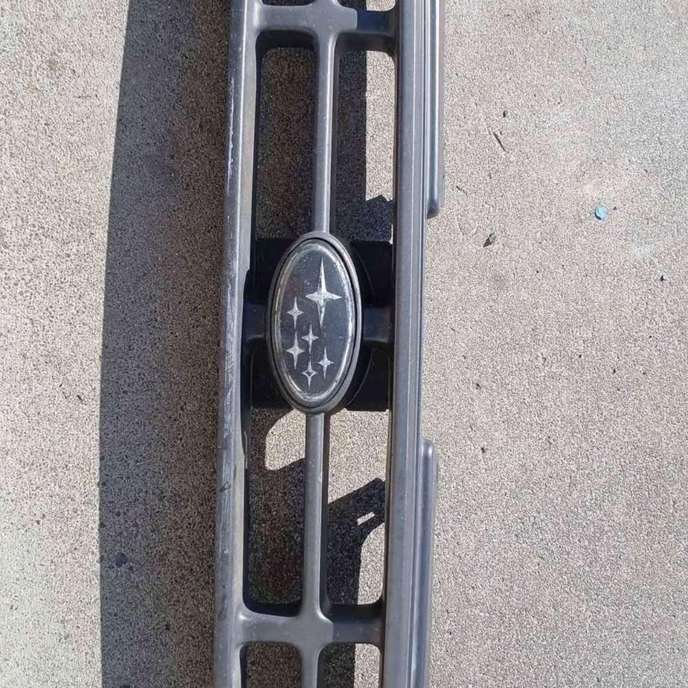 Subaru Front Grille Emblem - Black